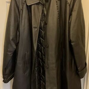 Long black geuine leather long lady’s jacket with quilter polyester lining